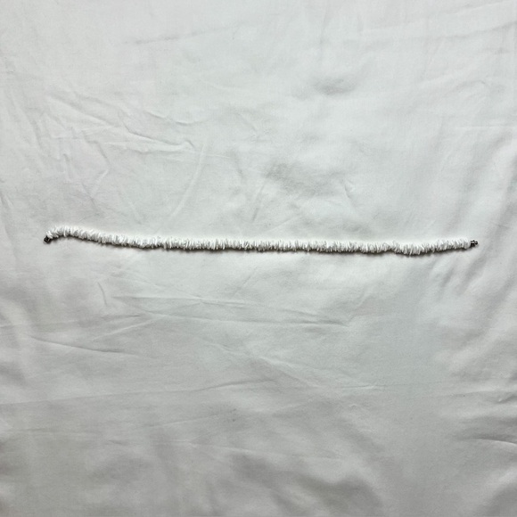 Y2K Puka Shell Choker Necklace - Picture 4 of 5